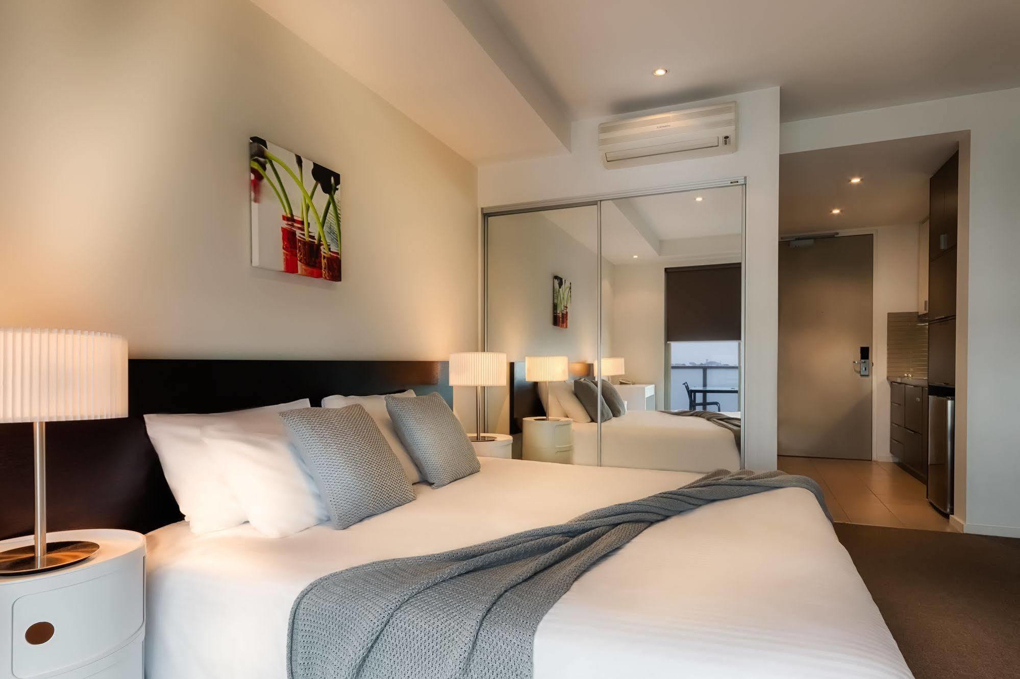 Caroline Serviced Apartments Brighton Мельбурн Экстерьер фото
